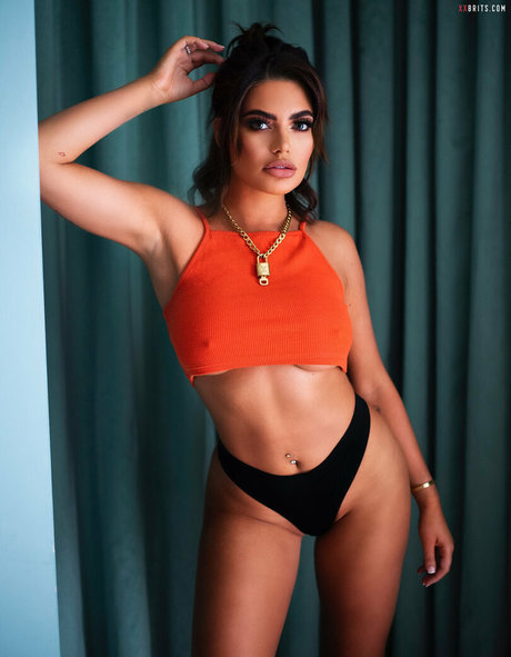 Megan Barton Hanson high quality pornstar photos