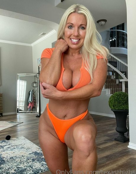 asian shemale onlyfans hot naked photos