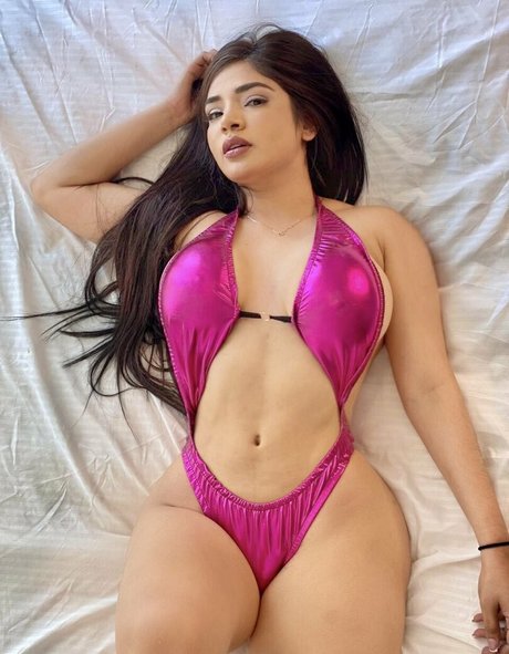 Anhastacia Fox star beautiful pics