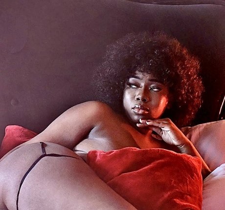 milf handjob onlyfans free xxx photo