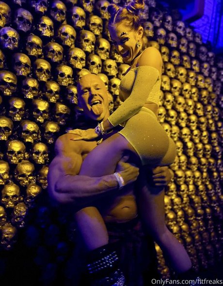 asian shemale onlyfans sexy pic