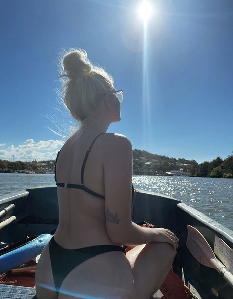 goth threesome onlyfans best pictures