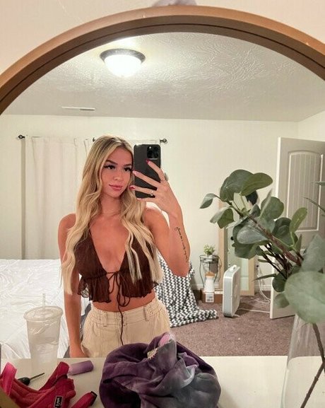 teacher milf onlyfans beautiful nude photos