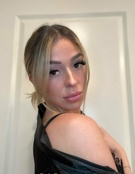 Gymteen model pretty gallery