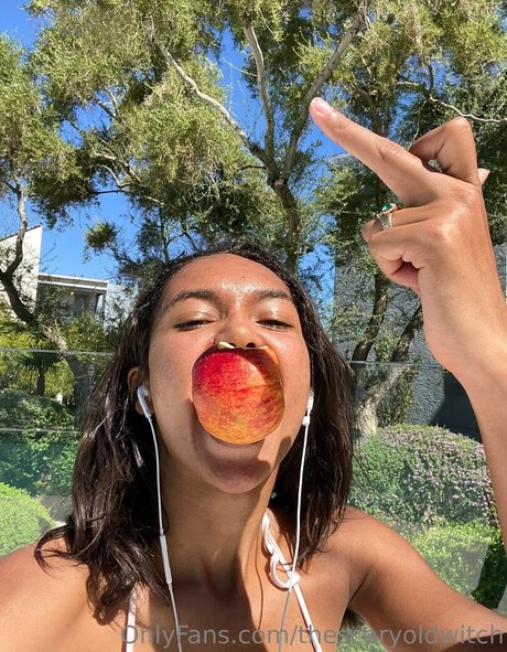 Gaialove888 adult star img