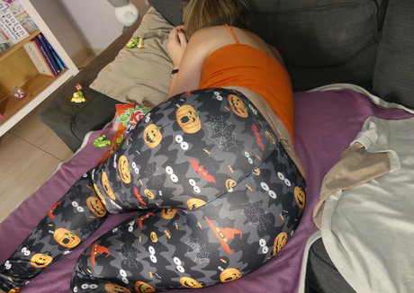 Nini Divine beautiful pornstar gallery