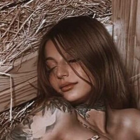 Miraiipek high quality model pics