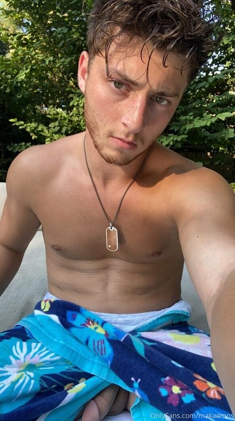 makaarons nice star photo