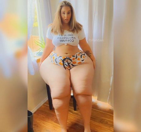 voyeur onlyfans art naked photo