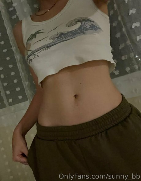 sunny bb naked actress pics