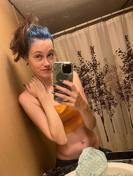 michigancutiefree model pretty img