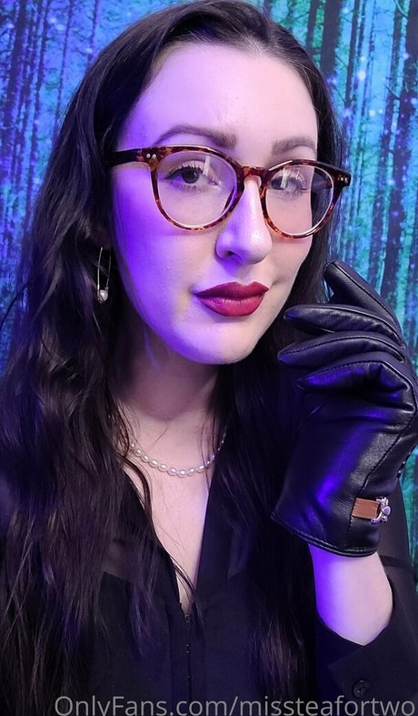 tanned onlyfans hot nude photo