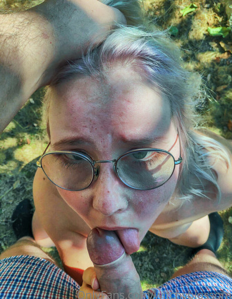 witchyblossom star exclusive pictures