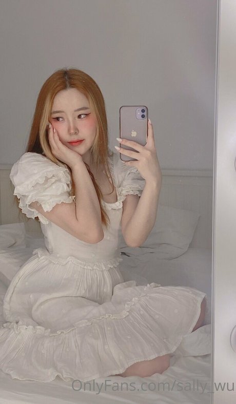 sally wu exclusive star images