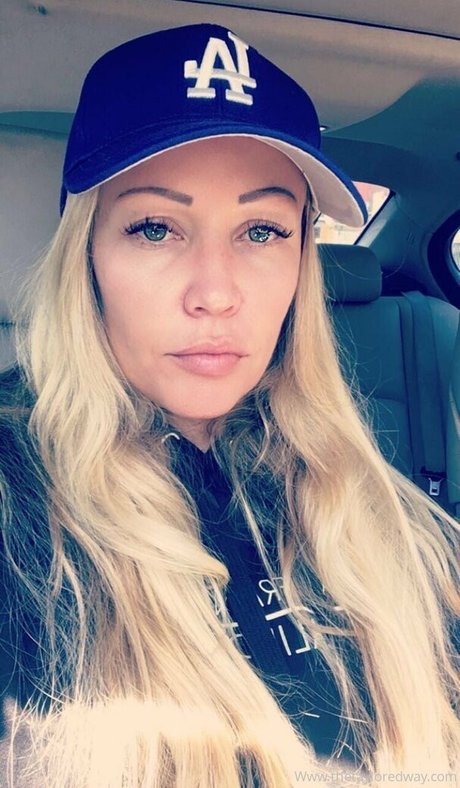 thetayloredway pornstar nude img