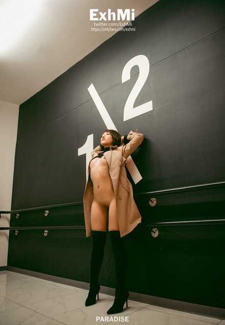 voyeur onlyfans sexy nude archive