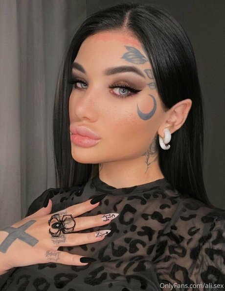 blonde hairy pussy onlyfans erotic image