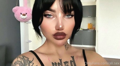 ali sex top star pictures