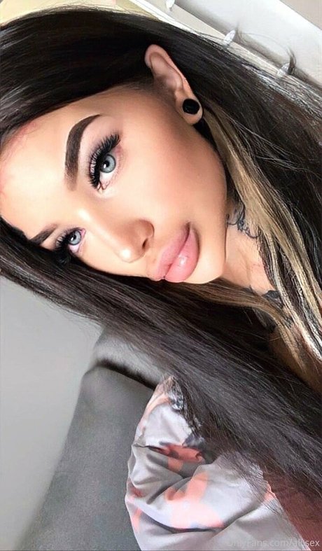 ali sex star nude gallery