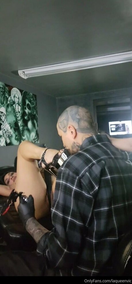 laqueenvic star sexy photos