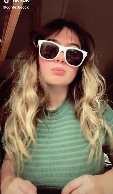 Vangie star porn img