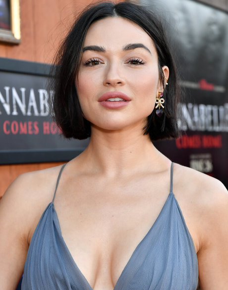 Crystal Reed pretty pornstar photos