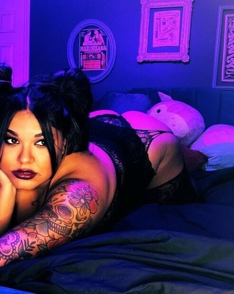 milf glasses onlyfans sexy nude images