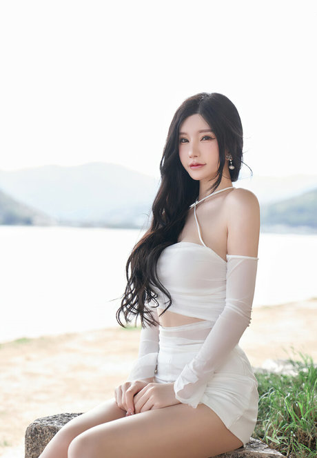 Zhou Yuxi pornstar sex galleries