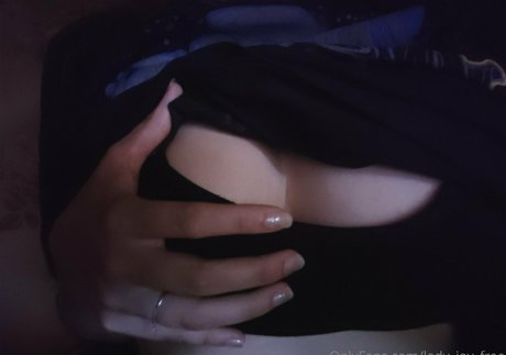 lady joy free sexy actress picture