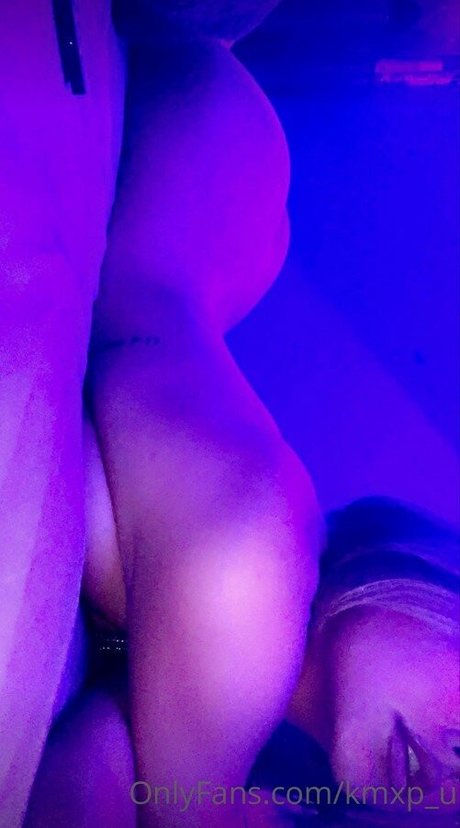 kmxp u hot actress photos