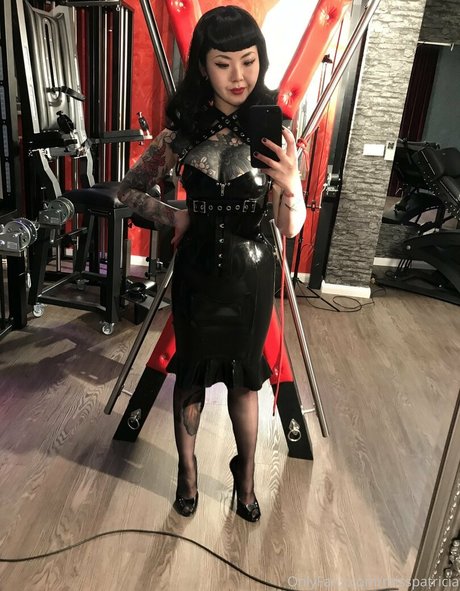 asian top onlyfans top img