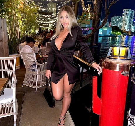 Marine S Mezz model perfect pics