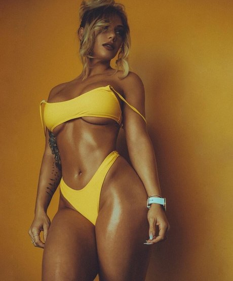 blonde secretary onlyfans nudes photo