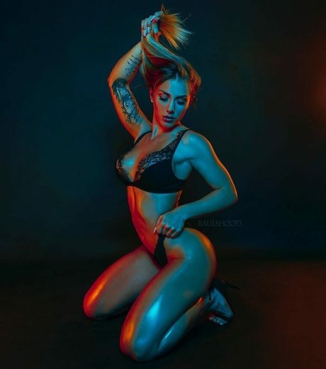 Marine S Mezz exclusive actress photos