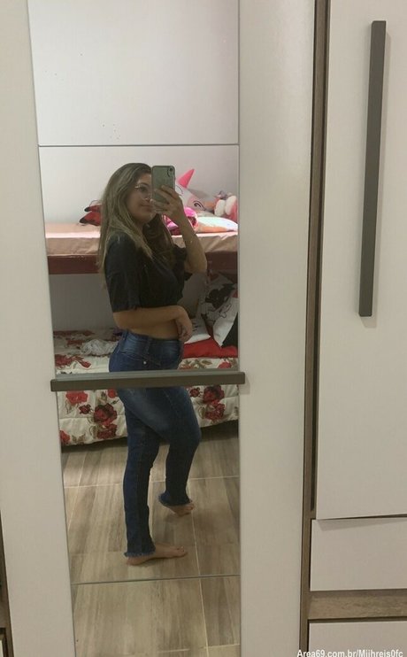 Michelle Reis porn model picture