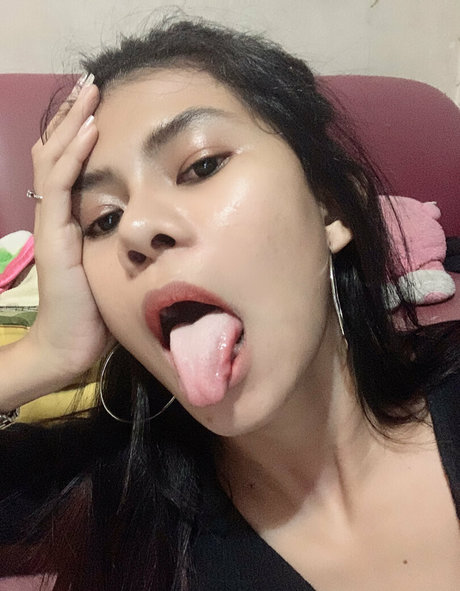 prattana hd pornstar image