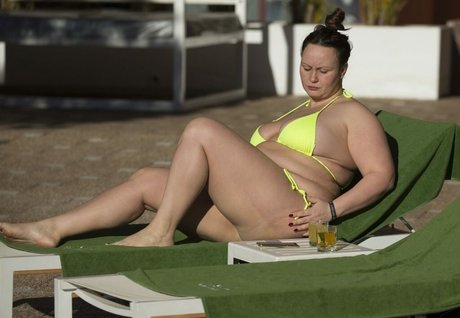 Chanelle Hayes hd actress pic