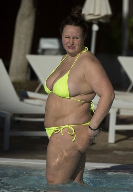 Chanelle Hayes actress img