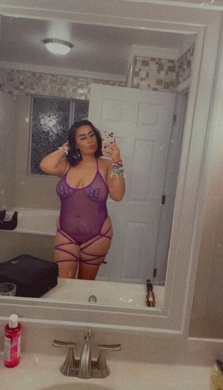 brattthunnneyyy 888 model free photo