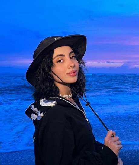 Sevinch Salmanova pornstar pretty picture