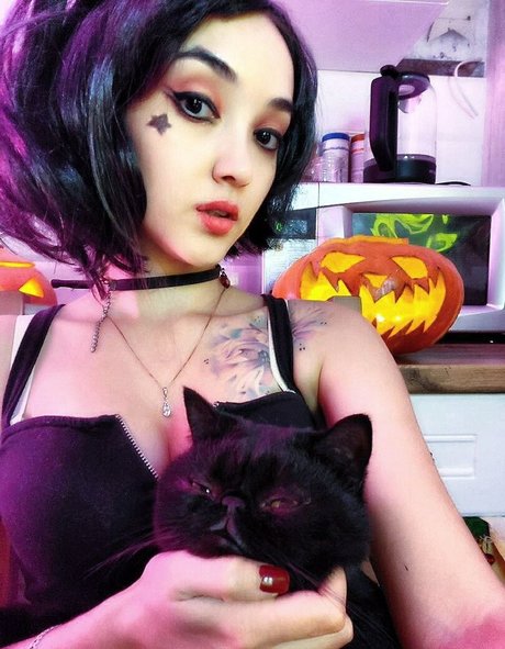 Cherry Nu model adult galleries