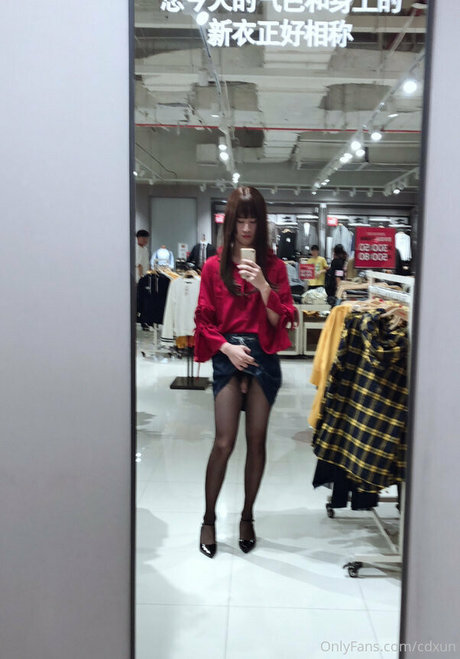 ass spread onlyfans free sex gallery