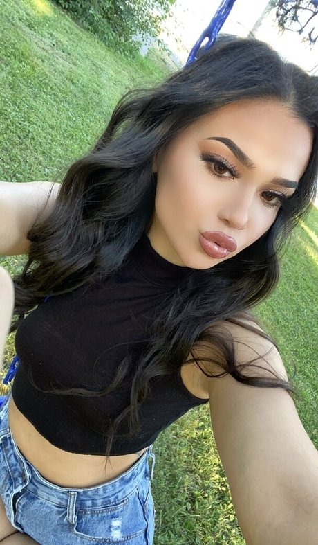 desmariie pornographic actress pic