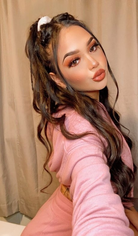 desmariie exclusive actress pic