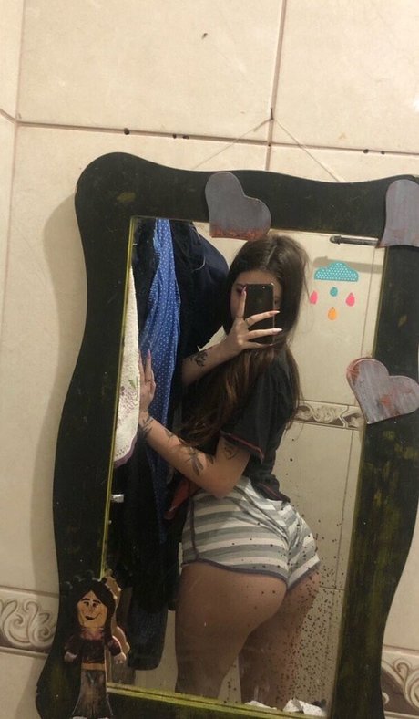 Elkakkk model pornographic images