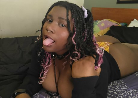 baybright hot model image