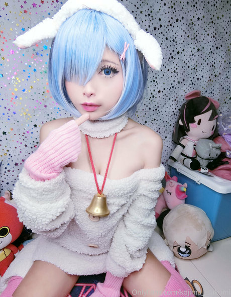 18 asian onlyfans sexy image