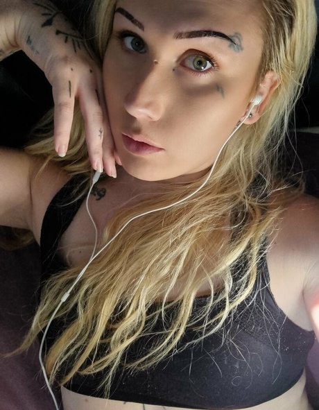 liligoth high quality pornstar pictures