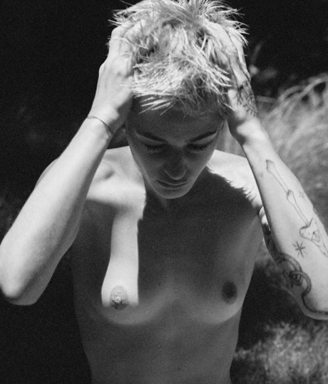 Esther McGregor pornstar xxx photo