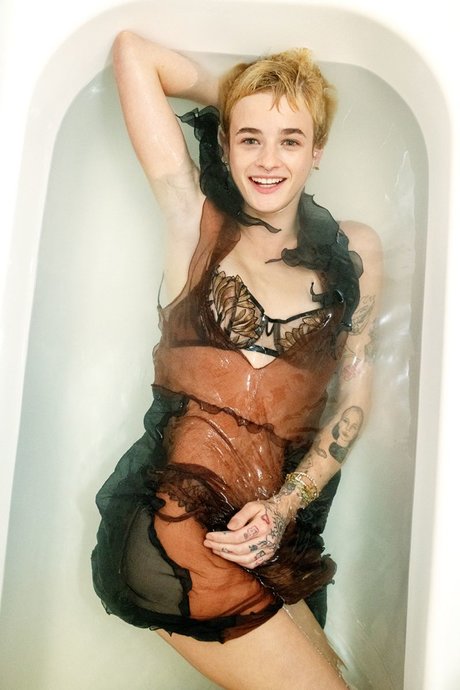 Esther McGregor high quality actress pics